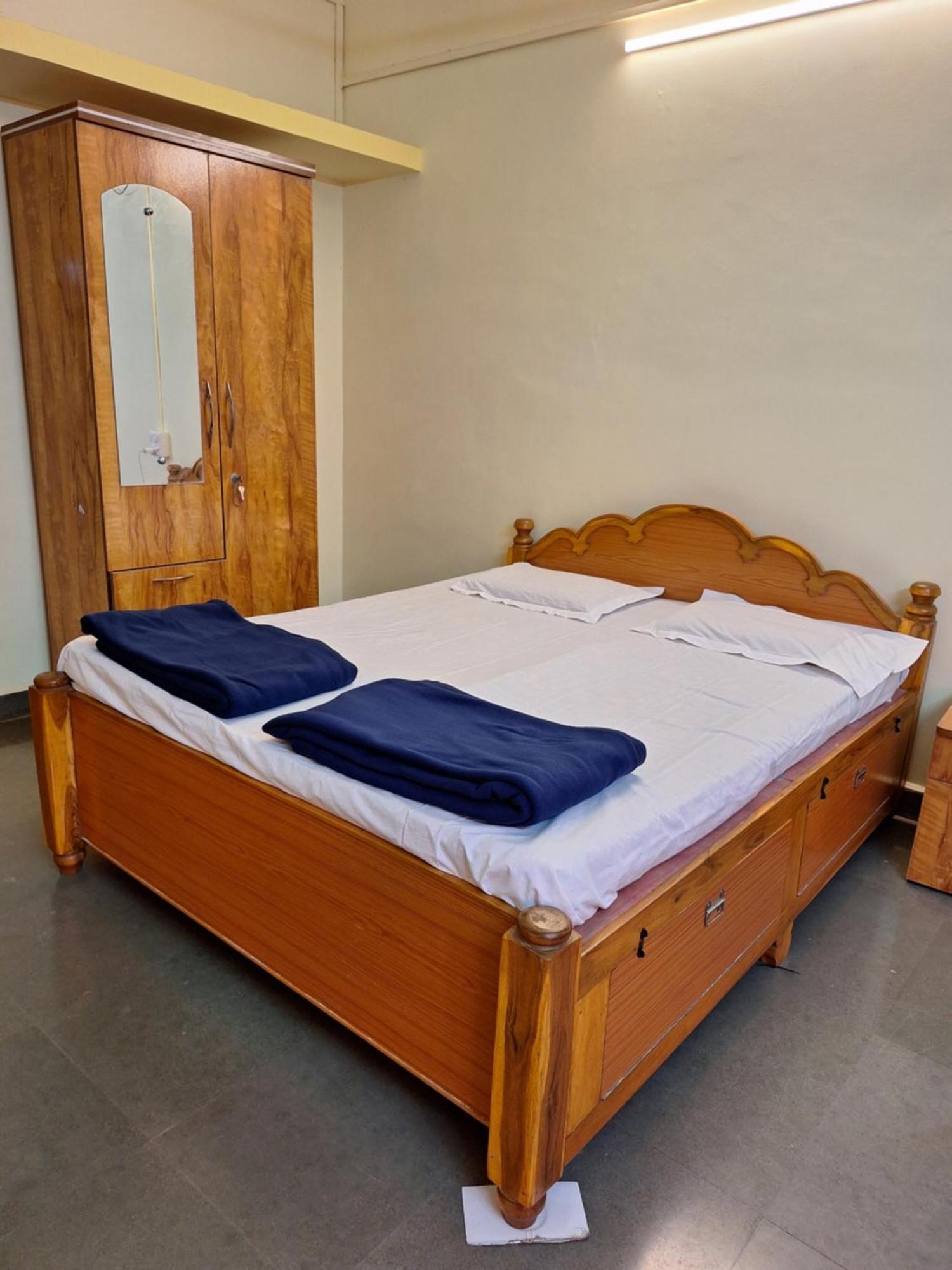 Anand Nivas Homestay Mālvan Екстериор снимка
